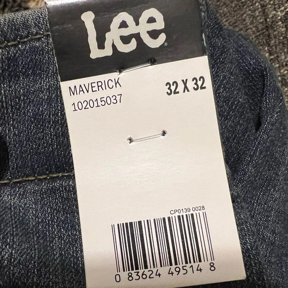 NWT MEN’S EXTREME MOTION STRAIGHT FIT TAPERED LEG JEANS IN MAVERICK - Picture 8 of 11